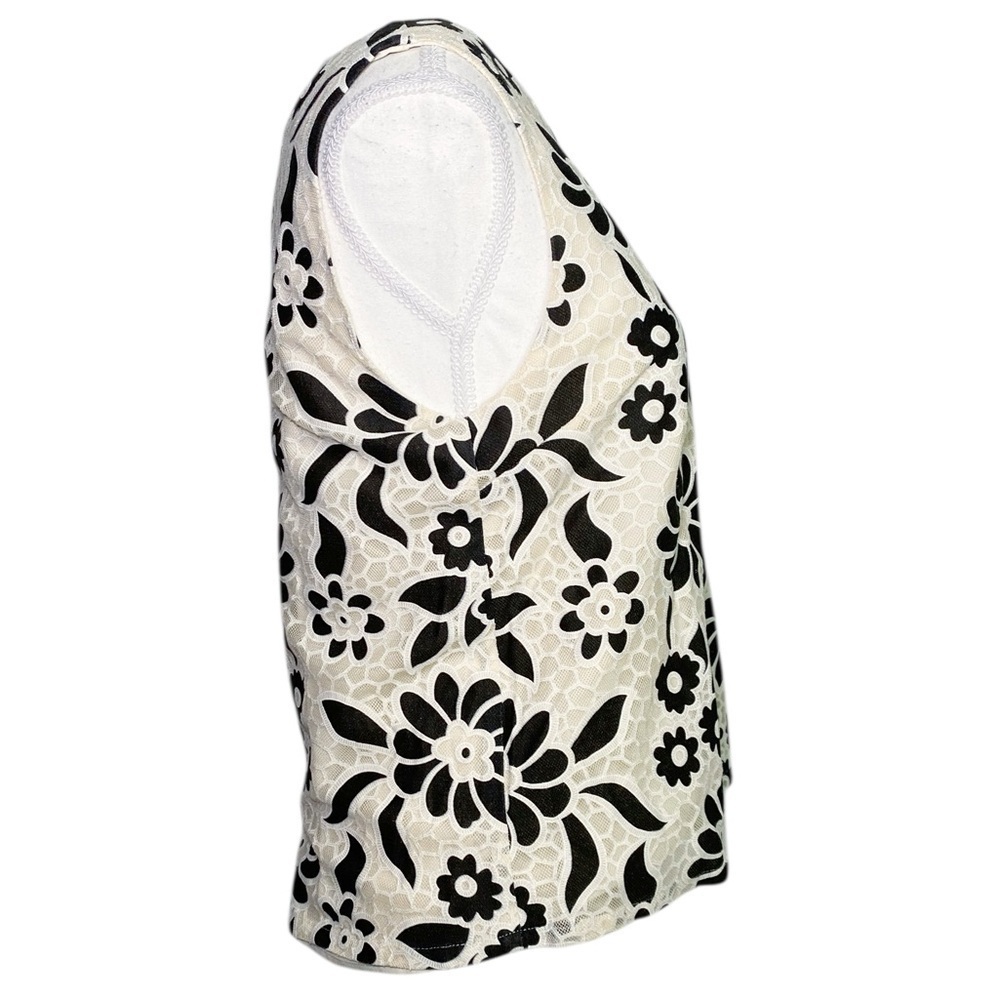 MM Couture Floral Black and White Sleeveless Top - Picture 3 of 13